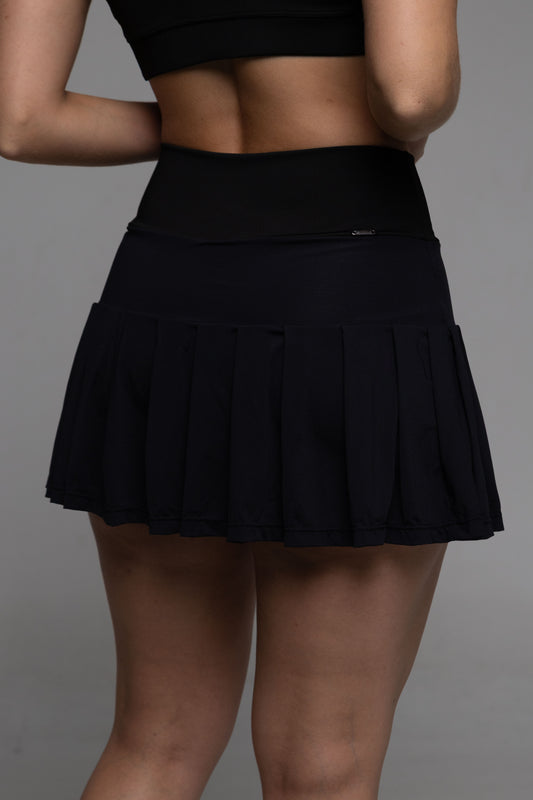 Shorts saia preta confortável